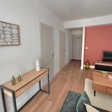 Renovated Apartment, Hyper Center, Private Parking Apartment Perpignan